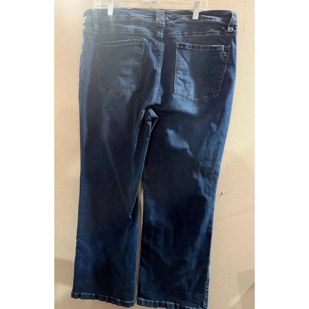 Women's 2XL Jeans Blue Denim Cotton Stretch Medium Wash Comfort Straight Preppy - Picture 3 of 7